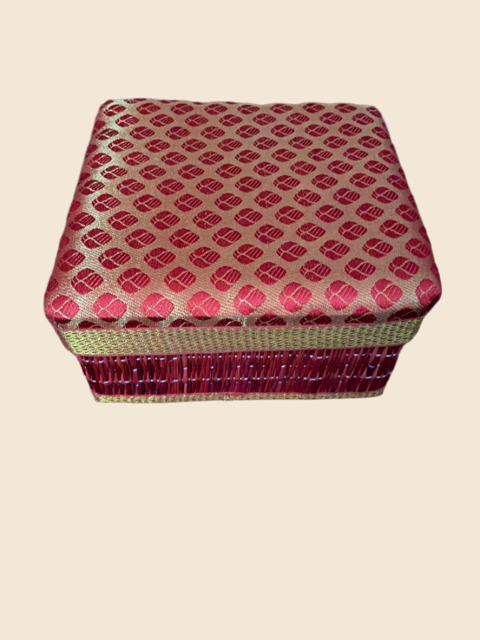 River Grass Square Box image 0