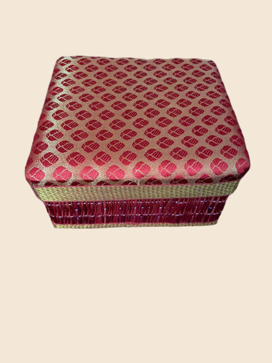 River Grass Square Box image 0