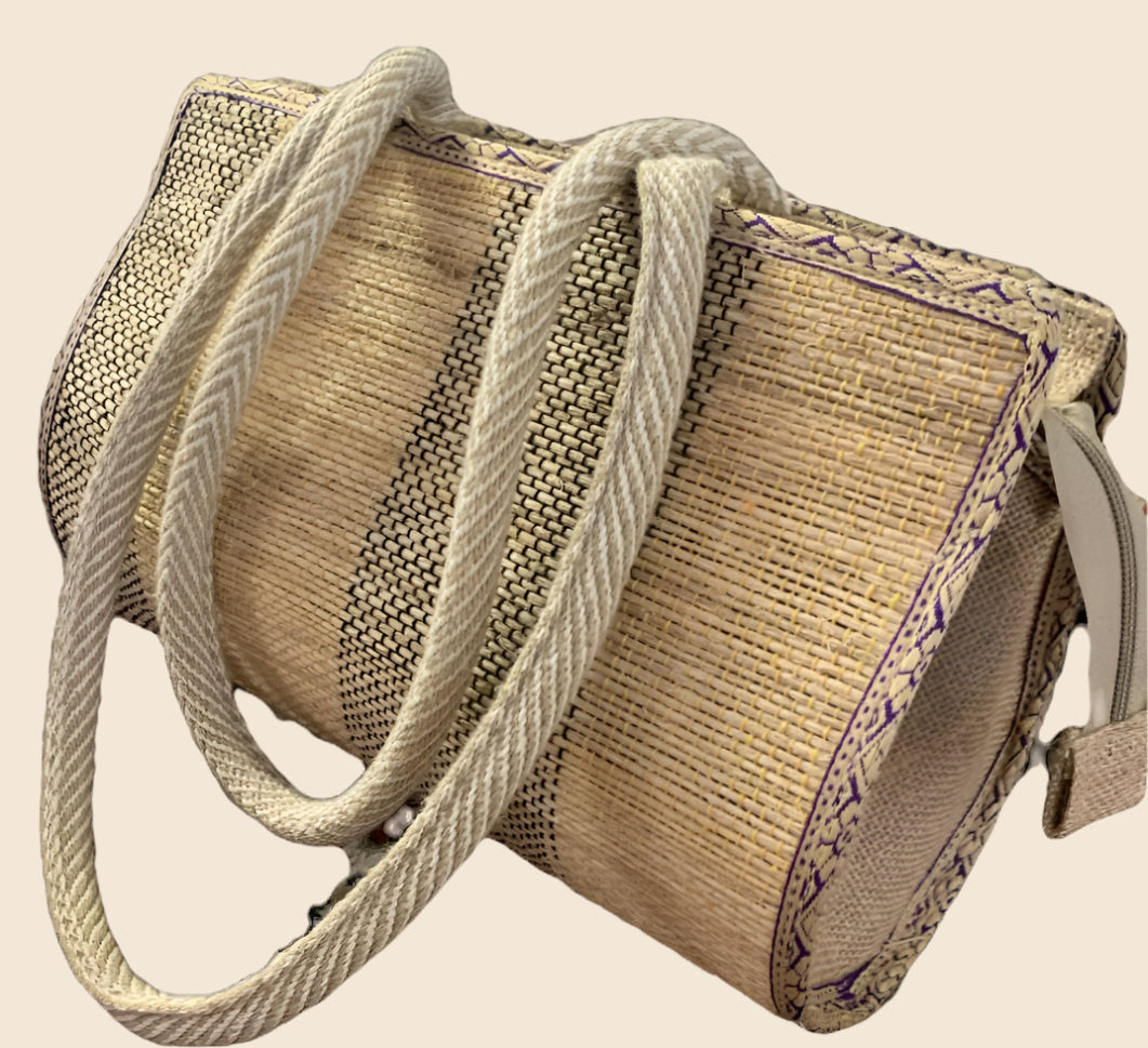 Round Hand Bag with Zip image 1
