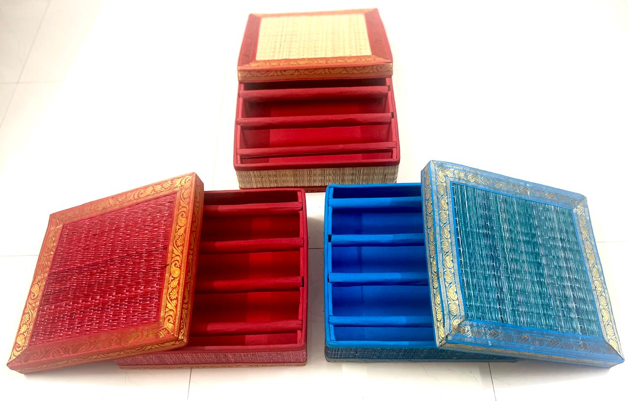River grass ear ring box